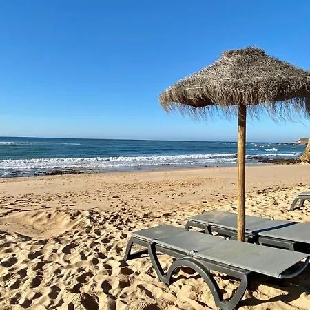 Bicos S By Check-in Portugal * Αλμπουφέιρα